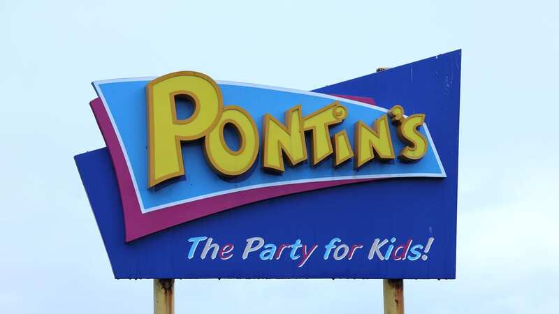 The Official Pontins Holiday