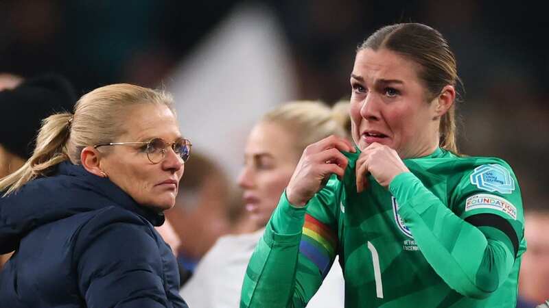 Mary Earps is consoled by England Coach Sarina Wiegman after the UEFA Womens Nations League match between England and Netherlands (Image: Photo by Marc Atkins/Getty Images)