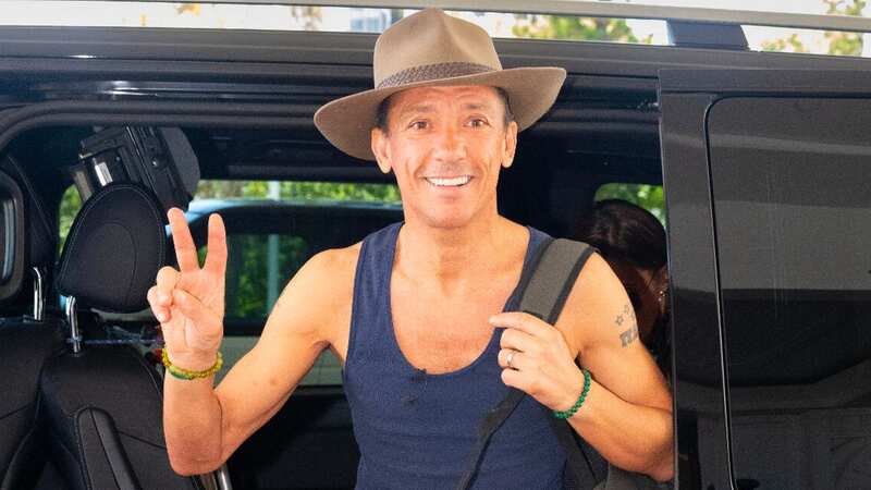 Frankie Dettori gets heroes welcome at 5-star I