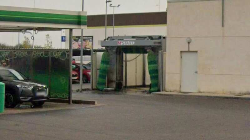 The 71-year-old man was trapped inside a vehicle as he went through a car wash in Valencia (Image: Google Maps)