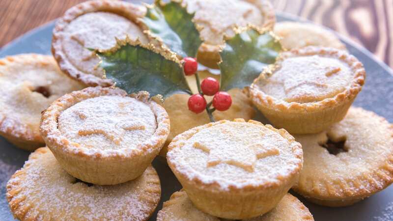 How do you eat your mince pies? (Image: istock/Getty Images plus)