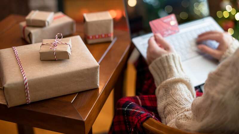 The DWP will soon issue its £10 Christmas bonus (Image: Getty Images/iStockphoto)