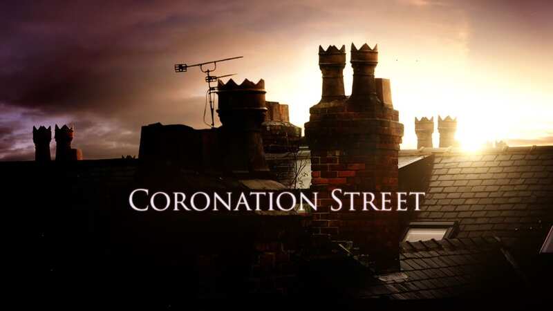 Coronation Street stars reunited as Simon Gregson reveals set gag badly misfired