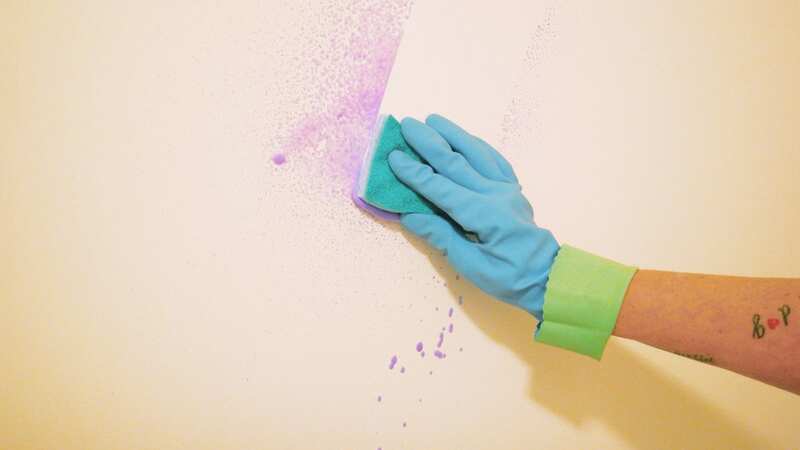 55p kitchen cupboard item helps remove tough stains 
