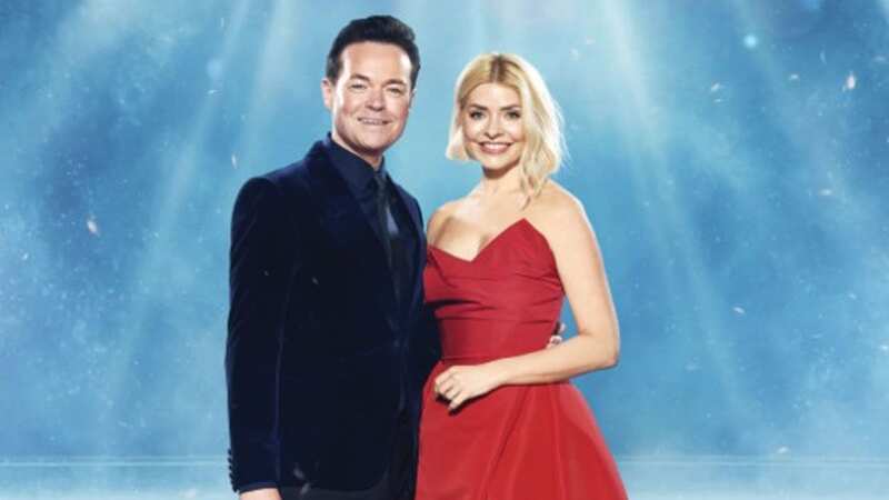 First look at Holly Willoughby