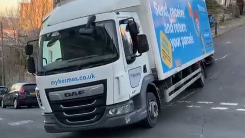 Evri driver suspended after delivery lorry gets stuck on city