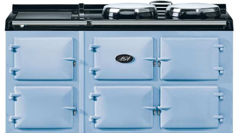 An advert for AGA electric cookers has been banned (Image: PA Media)