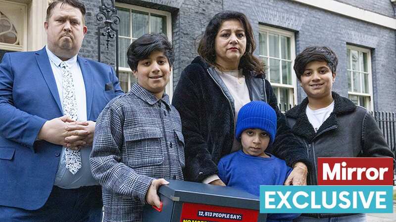 Campaigners Samina Rahman with her grandsons Rayyan and Layth 10, Noah 6, and Mathew Hulbert deliver signatures to 10 Downing Street. (Image: Tim Merry/Mirror Express)