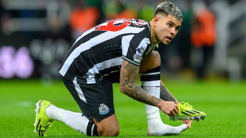 Guimarares may have to leave to help Newcastle balance the books (Image: Malcolm Mackenzie/ProSports/REX/Shutterstock)