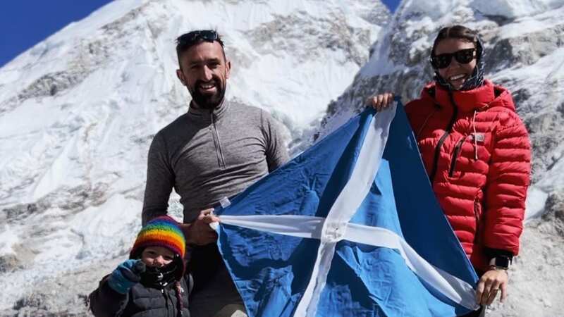 The Dallas family during their climb of Mount Everest (Image: Ross Dallas / SWNS)