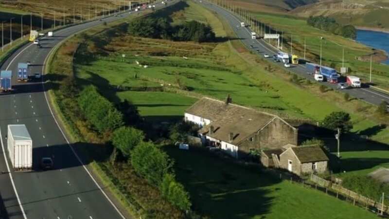Stoll Hall Farm sits in the middle of the M62 motorway (Image: Channel 4)