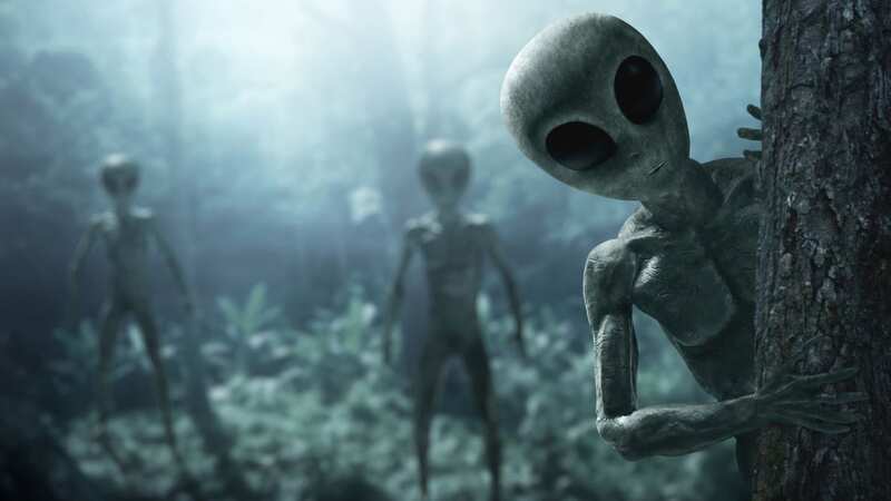 Are aliens attempting to make contact with Earth? (Image: Getty Images/iStockphoto)