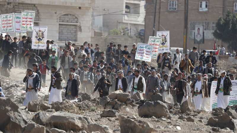 Armed tribesmen loyal to Houthis in Sana