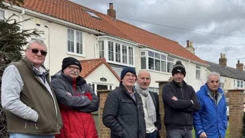 Christopher Davies, resident, and Alan Simpson, chairman of the parish council are calling on the council to fix the issue (Image: Teesside Live)