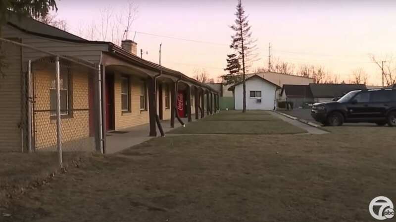 The outside of the motel where the woman was found (Image: WXYZ/YouTube)