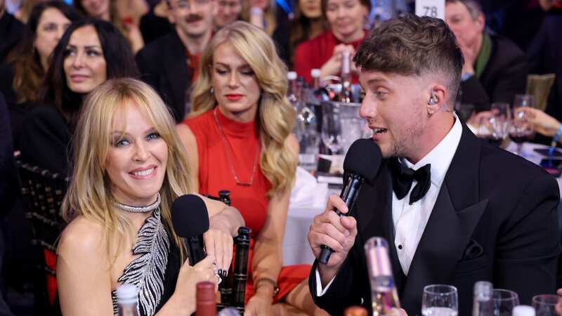 Kylie Minogue Brit Award stunt pulled apart by furious Australian viewers