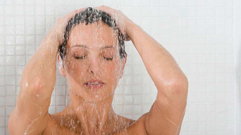Taking a cold shower could slash up to 353 calories every day (Image: Getty Images/Image Source)