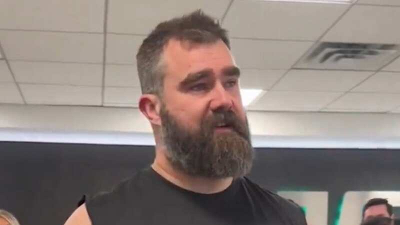 Jason Kelce addressed staffers with an emotional message. (Image: @Eagles)