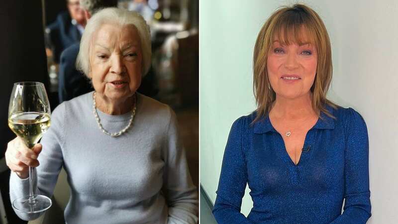 Lorraine Kelly gives fans an update on her mother