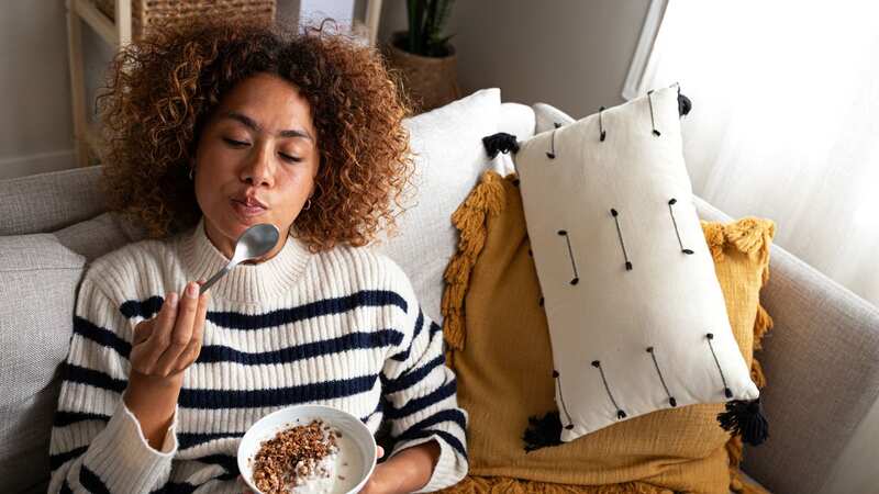 A high-fibre breakfast could help prevent colon cancer, a cancer dietitian says (Stock Image) (Image: Getty Images)