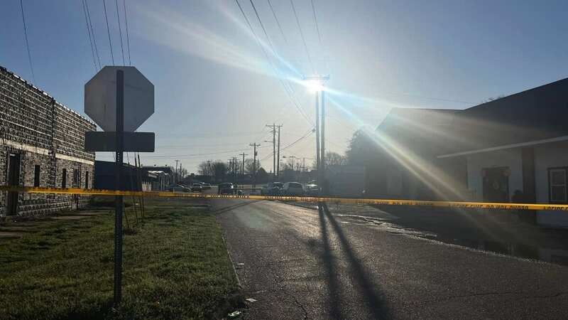 Three people are dead after a shooting broke out at a party in Arkansas, US (Image: K8 News)