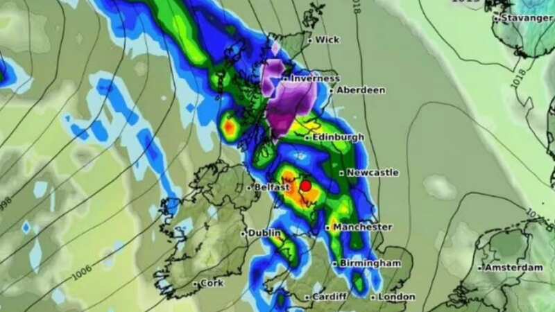 Purple and orange feature on weather maps for this weekend ahead of a huge snow and storm bomb (Image: WXCharts)