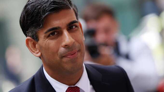 Rishi Sunak launches surprise reshuffle with 2 ministers OUT hours after committee grilling