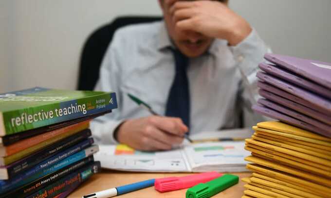 Teachers demand Ofsted is scrapped as inspections system ’riddled with problems’