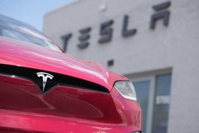 Tesla reduces prices in significant markets as sales decline