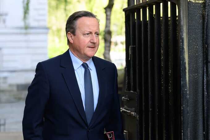 David Cameron commits £3bn a year in aid to Ukraine ‘for as long as necessary’