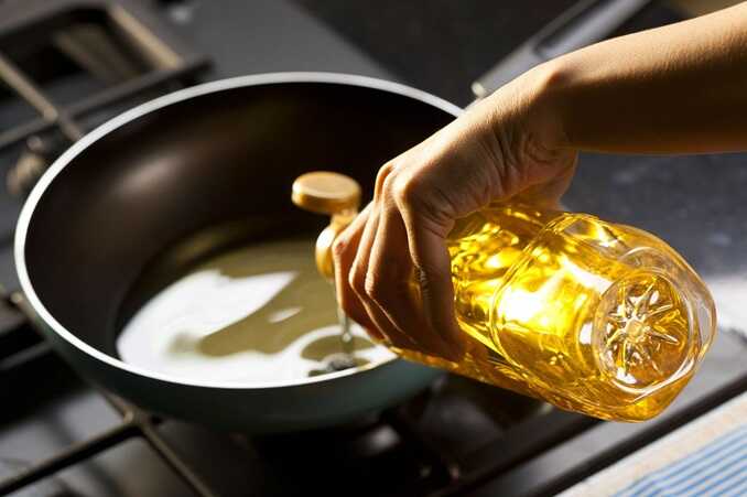 Adulterated cooking oil floods Nigerian markets