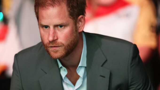 Lawyer for British tabloid accuses Prince Harry of tampering with evidence in phone hacking case