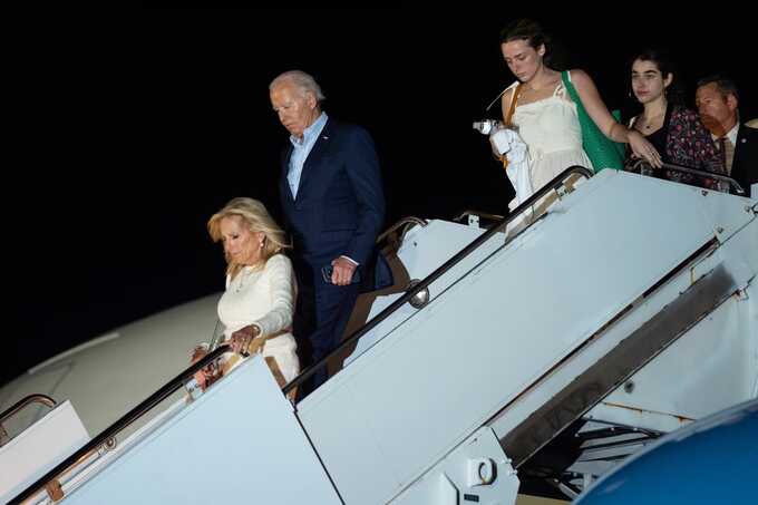 Joe Biden arrives at Hagerstown airport with his family. Photograph: Evan Vucci/AP