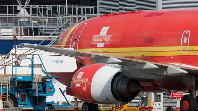 Royal Mail proceeds with cuts to UK flights despite the recent takeover