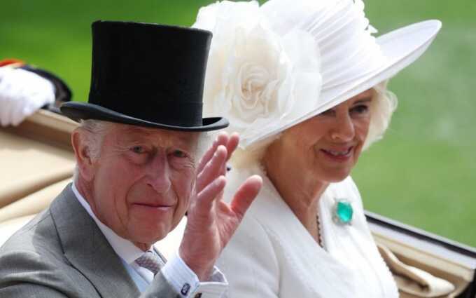 Security alert briefly interrupts King Charles and Camilla’s Jersey visit