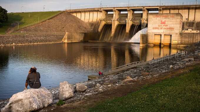 Nashville dam nearing ’imminent collapse’ prompts city evacuation