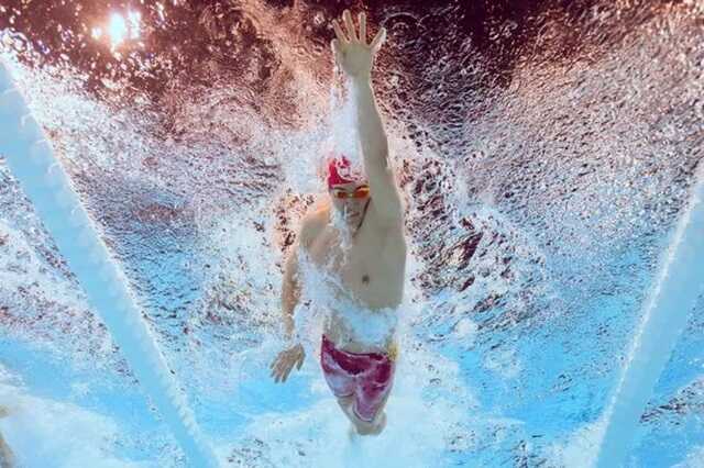 Swimmers are only allowed to spent 15m underwater after making the turn