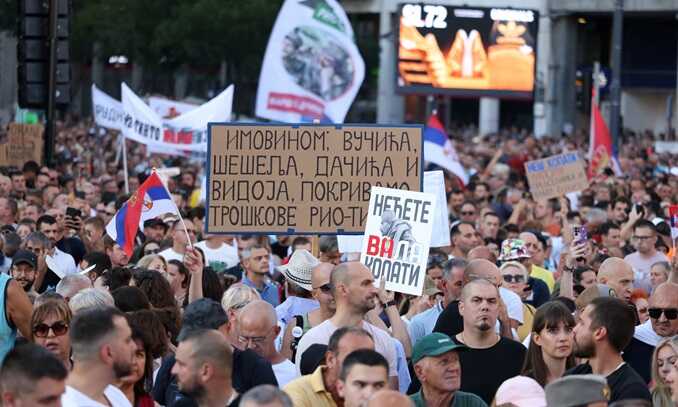 Protesters chanted ‘Rio Tinto get out of Serbia’. Photograph: Zorana Jevtić/Reuters