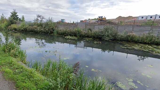 Major incident declared in West Midlands after sodium cyanide spill into Walsall canal