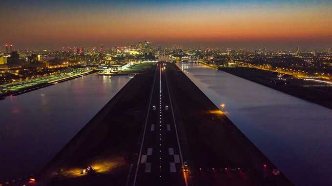 London City airport expansion given green light by ministers