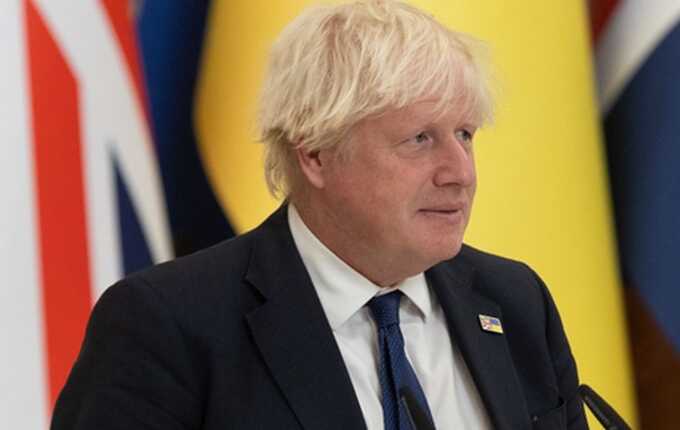 Robert Jenrick would be ’pleased’ to have Boris Johnson in his top team