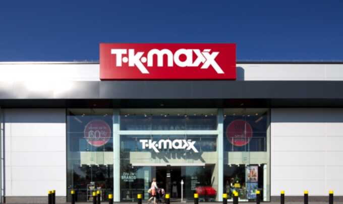 Horror as baby ’kidnapped from pram in TK Maxx’ on Bromley High Street; man arrested