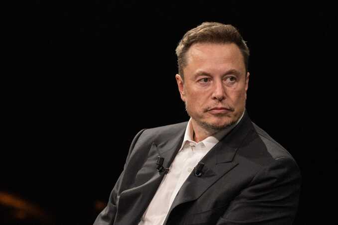 Elon Musk is on track to become the world’s first trillionaire by 2027