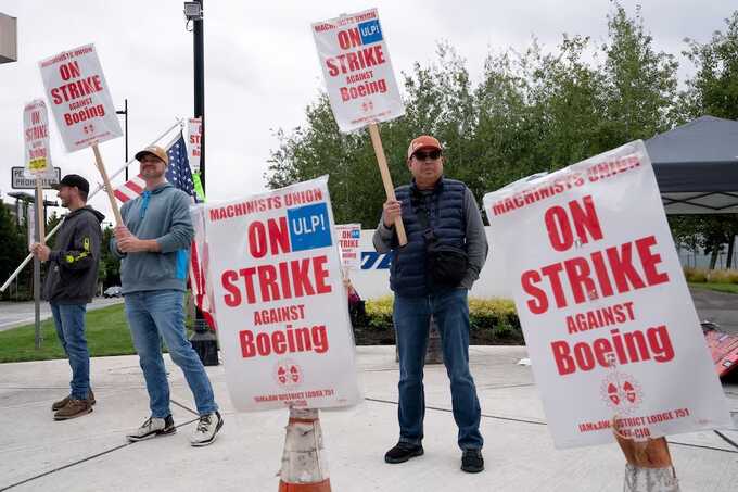 Boeing starts furloughs for thousands as strike continues