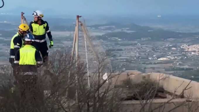 Holiday horror as seven tourists fall when a viewing platform collapses in Majorca