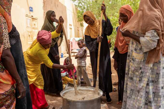 Sudan’s warring factions target local aid volunteers battling famine