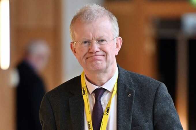 Veteran SNP MSP John Mason expelled from party over Israel-Gaza remarks