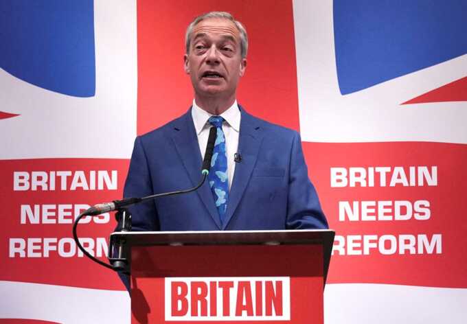 Nigel Farage announces Donald Trump has been invited to address the UK Parliament