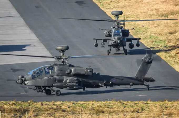 ’Drunken soldiers’ caught in Apache cockpit romp prompt military safety review