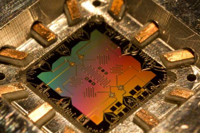 Google unveils ’mindboggling’ new quantum computing chip